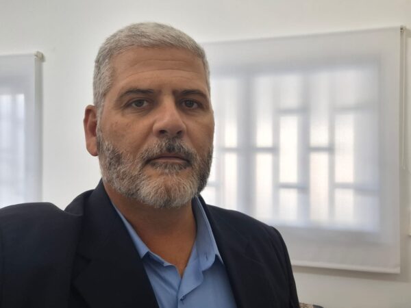 A importância dos viveiros de mudas de hortaliças e suas inovações tecnológicas