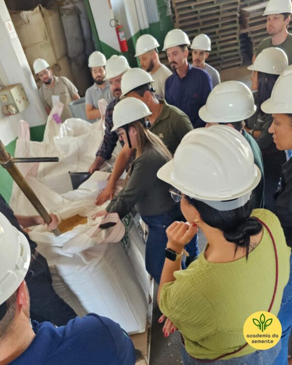 Treinamento de Formação de Amostradores de Sementes